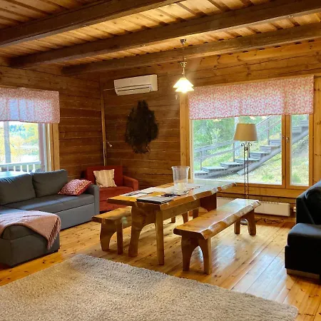 ヴィラ Huvikalliola, Laatulomat Sulkava