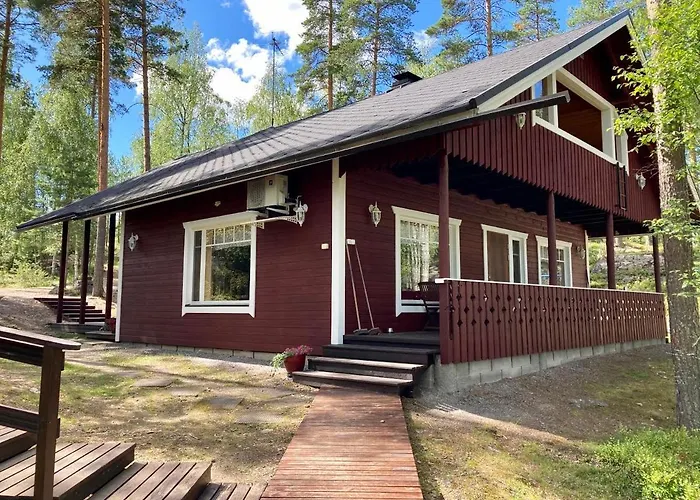 Huvikalliola, Laatulomat *